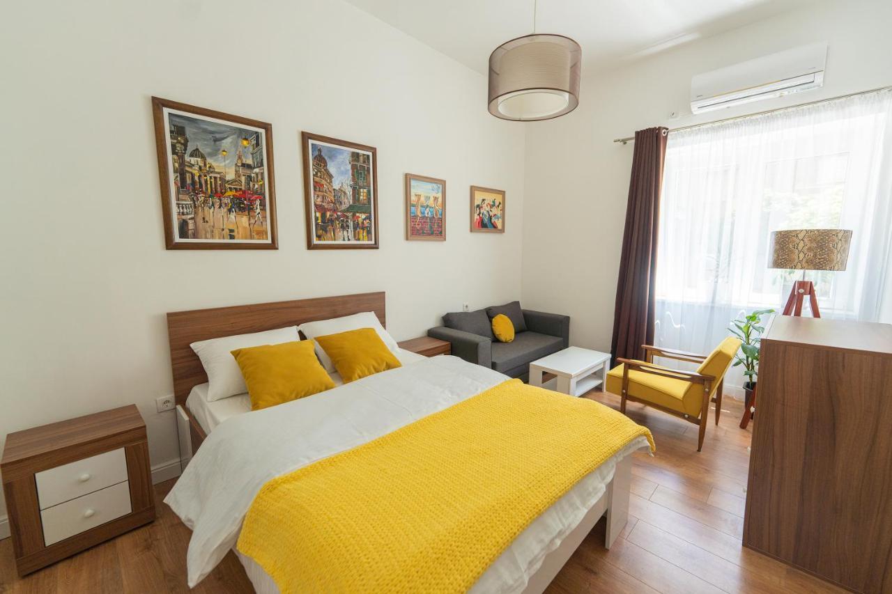 Sleep Hostel Ni Eksteriør billede