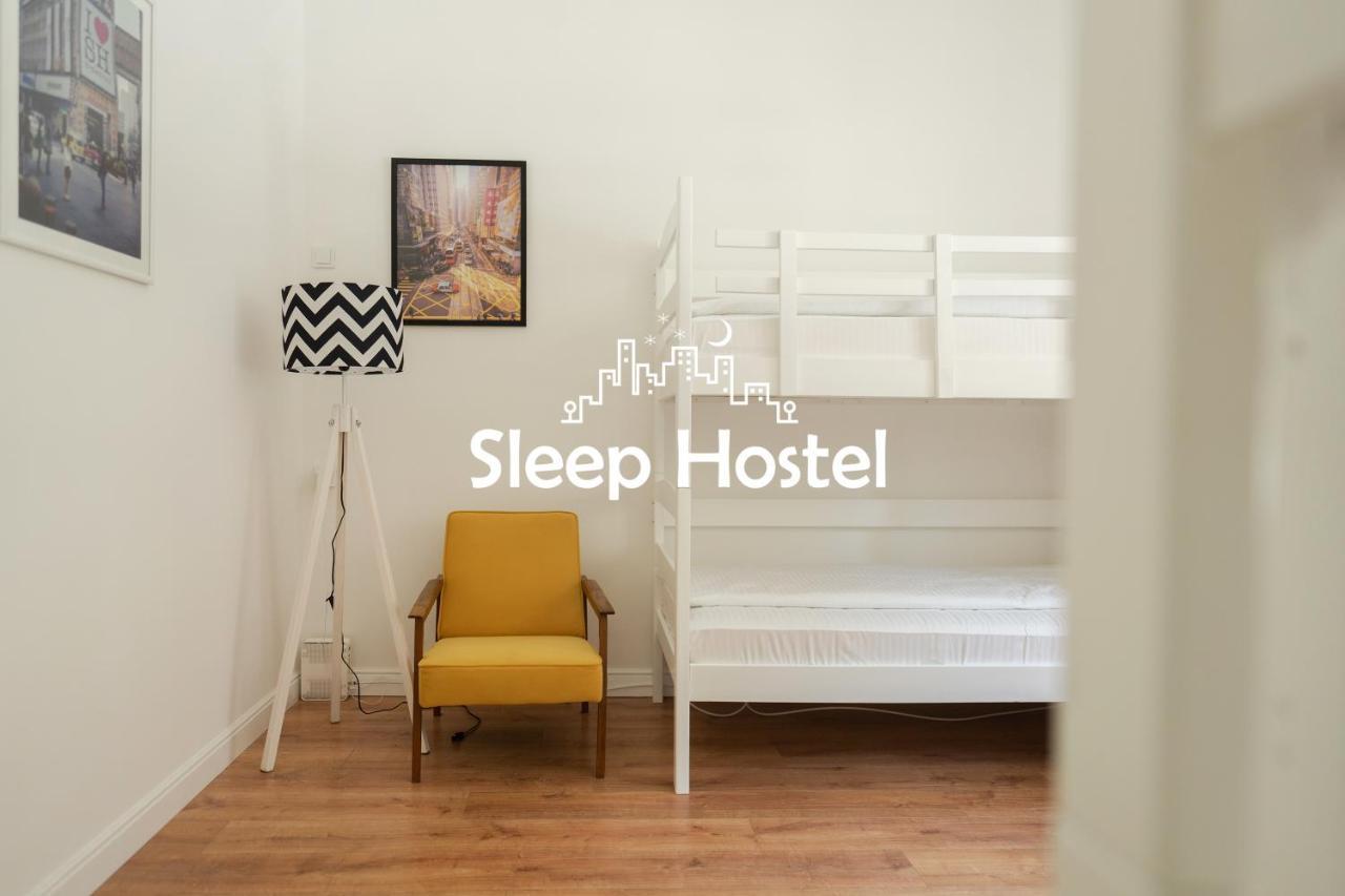 Sleep Hostel Ni Eksteriør billede