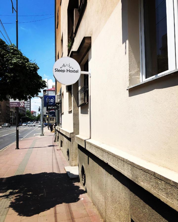 Sleep Hostel Ni Eksteriør billede